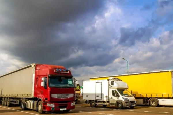 Adana Dernekpazarı Nakliyat Ambarları